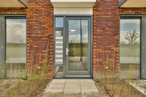 Medium property photo - Adriaen Blockstraat 38C, 1363 LT Almere